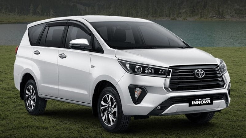 5 Tips Memilih Karpet Mobil Untuk Toyota Innova Venturer