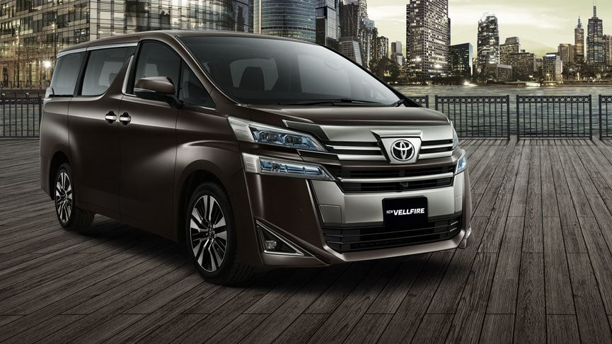 5 Tips Memilih Karpet Mobil Untuk Toyota Vellfire